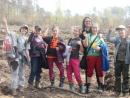 Kostomoty - Uczniowie SP w Kostomotach sadz las