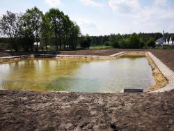 Mikinia - Zbiornik w Wilkszynie gotowy