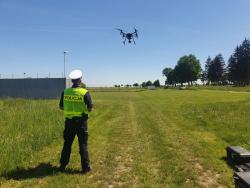 Kostomoty - Policyjne drony wspary mieszkacw 